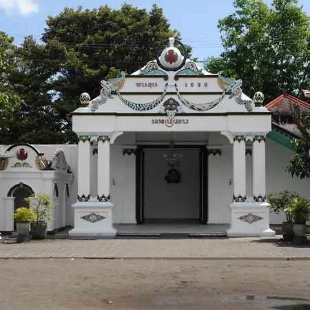 OYO 90804 Oma Uti Homestay Syariah-3